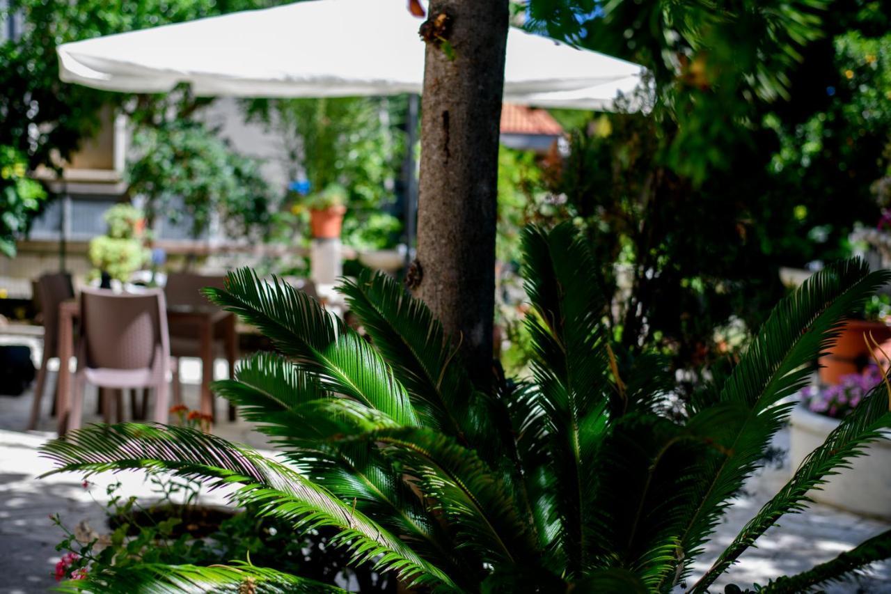 B&B La Fontanella Σαν Μπενεντέτο ντελ Τρόντο Εξωτερικό φωτογραφία