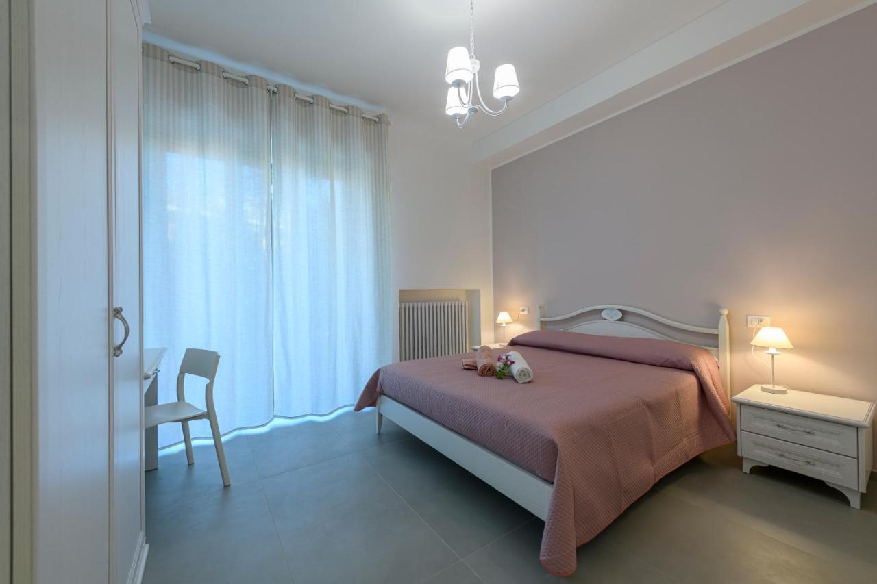 B&B La Fontanella Σαν Μπενεντέτο ντελ Τρόντο Εξωτερικό φωτογραφία