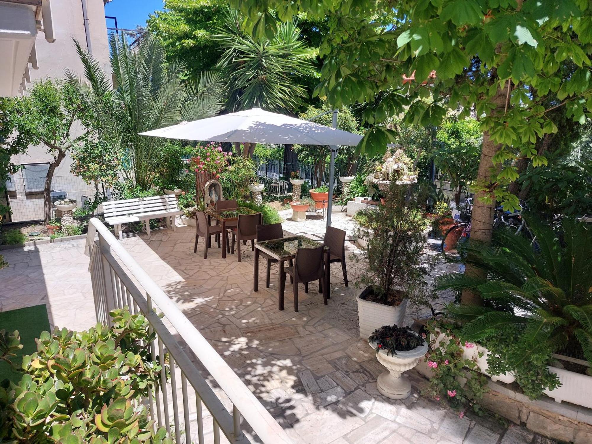 B&B La Fontanella Σαν Μπενεντέτο ντελ Τρόντο Εξωτερικό φωτογραφία