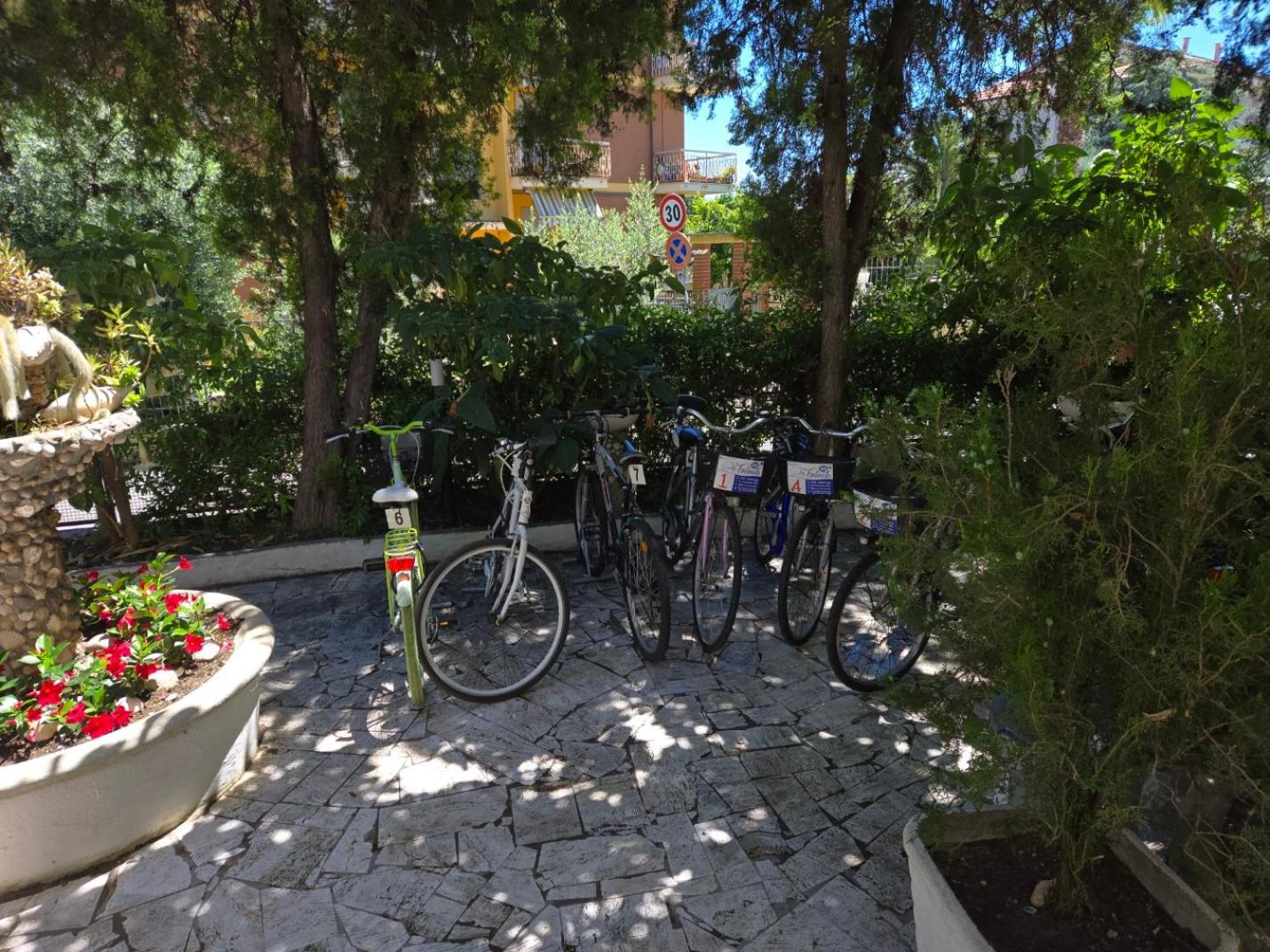 B&B La Fontanella Σαν Μπενεντέτο ντελ Τρόντο Εξωτερικό φωτογραφία